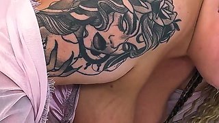 BBW GILF Squirting While She Gets Fist Fucked