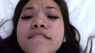 Amateur Asian teen gives blowjob outdoors