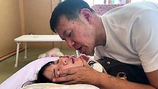 Amateur Asian anal creampie on real homemade video