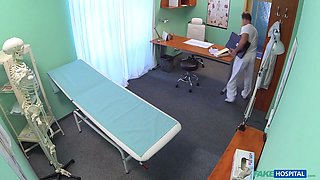 Doctor creampies a hot blonda cougar in his surgery - faux hospital