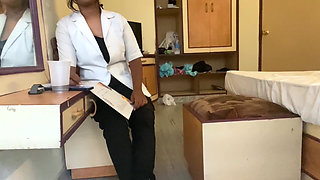 The Boy Got Aroused by Seeing the Sexy Doctor and They Had Sex