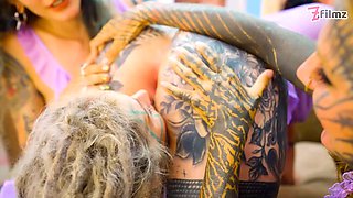 Lesbian Orgy - ANAL and Squirt - Tattooed Girls fuck each other holes and lick tehre cunts - ATM, Gapes, Squirting