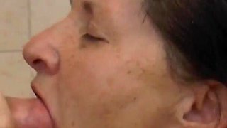 Brunette granny kitchen fuck