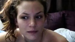 Cute amateur webcam teen girl toying pussy on webcam