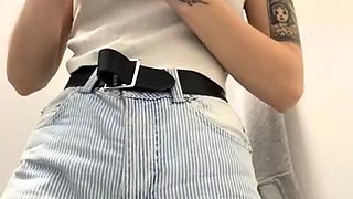 Shy_priincess masturbates in public toilet