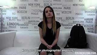 Dark haired amateur blowjob and handjob in fake taxi