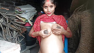 The bihari girl went the roof and was pressing something and fingrring her pussy