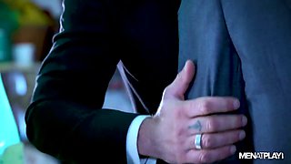 Pure Suit Mafia - MENatPLAY