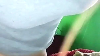 Single College Mom Needed Money to Pay Rent and Offered to Fuck Her and Swallow Cum in Exchange for Money.