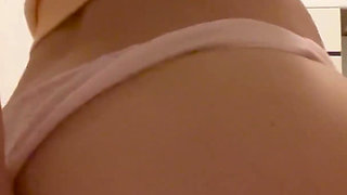 Flashing My Ass in Doggy...