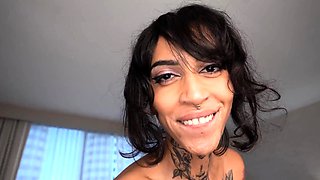 Ravyn Alexa - Motel Maid Suckoff