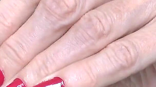 Classic Red Fingernails, Lady Victoria Valente