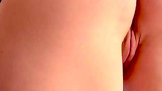 Top Quality MILF Body! so Sexy and Seductive - Pussy Closeup!