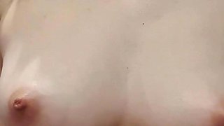 Cute amateur webcam teen girl toying pussy on webcam