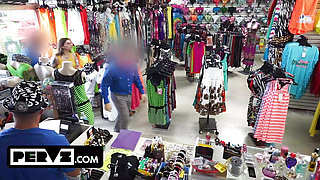 Mall Cop Cavity Search Gone Wrong