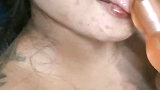 I am horny Asian girl