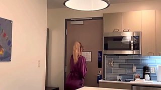 Juicy cougar temptress heart-stopping sex scene