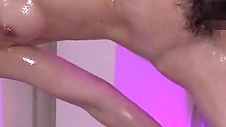 Part 2: the Classic Beauty's Endless Squirting Orgasms