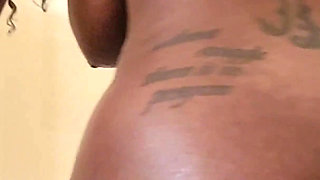 Ebony Goddess Lyric Sky's Bubble Bath Twerk Seduction - Drink My Dirty Bath Water & Worship Every Curve!