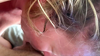Deep throat queen gagging