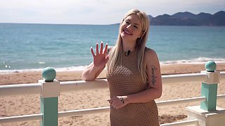 Kitty, 28 years old, banker in Monaco! - Jacquie et Michel TV