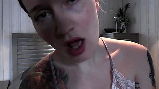 Bettie Bondage – My MILF Girlfriend