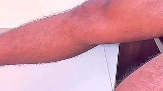 Desi Girlfriend Ne Choosa Apne Boyfriend Ka Bota Land or Maze Se Pani Piya