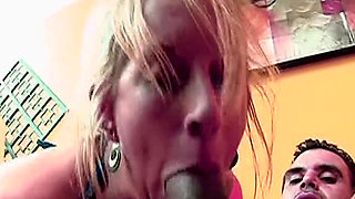 Mature Passion in Thrilling Encounter