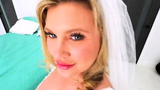 Mexicana blowjob with her big boobs