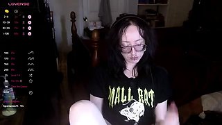 Brunette Solo Webcam Masturbation