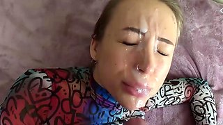 Amateur deep throat from small blonde, large arse in