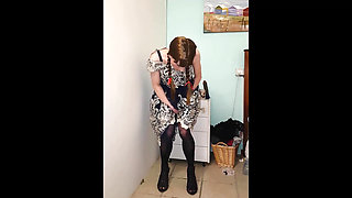 Tranny Helena Queen playing with her hard cock