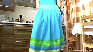Riana S heats up with some hairy kitchen fun - WeAreHairy