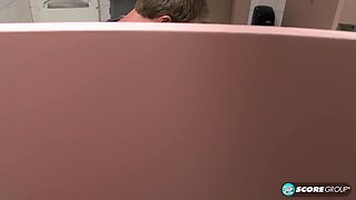 Levi Cash - Principals Pussy Lesson