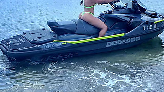 Sucking & Fucking My Jetski Instructor's Dick on the Beach