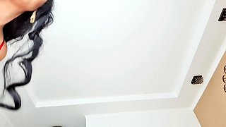 Amateur brunette ariana marie solo toying