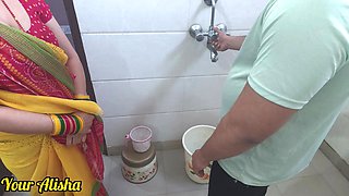 Bhabhi Called the Neighbour to Fix the Shower and Got Fucked