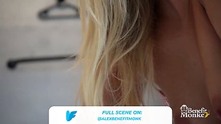 Teen Blonde - Shows her perfect body to the camera  Benefit Monkey