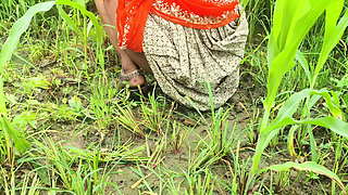 Sonam puts a finger in her pussy in the field