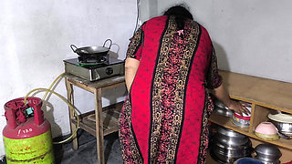 My Step Aunty Was Cooking so I Hugged Her and Started Fucking Her in the Ass.