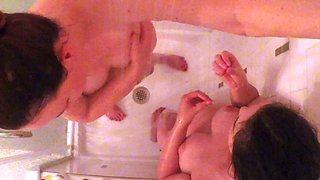 Amateur college lesbians lick pussy in reality groupsex