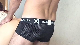 Married Woman Receives Ifood Delivery Man Without Panties!