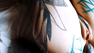 Tattooed Anuskatzz is a big anal sex fan