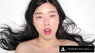 MODERN-DAY SINS - Cuckold MILF Lexi Luna Watches Husband FREE USE Their Babysitter Serena Hill