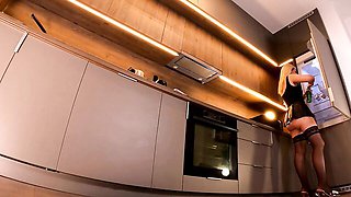 Ladylove's upskirt trailer