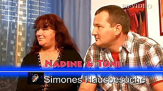 Threesome at Simones with two German MILFs with wet pussies to please