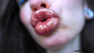 Glamour Girl Kiss with Sweet Shiny Juicy Lips