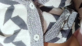 After work, stop by a friend's boarding house