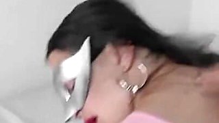 Encontre Mi Empleada En El Gimnasio En Casa Le Grabo El Cameltoe Y Me Chupa La Verga