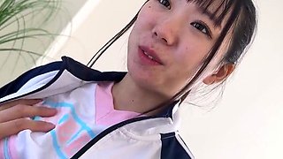 Asian japanese amateur has deep throat